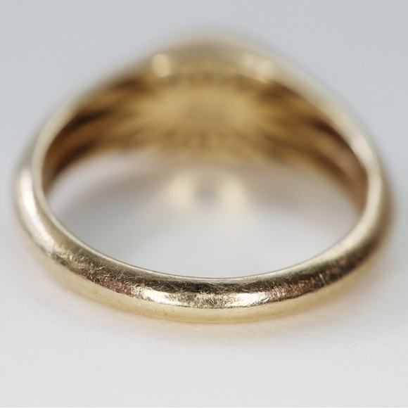 Sydney Evan Oval Pinky Signet Ring 4 - Picture 3 of 8